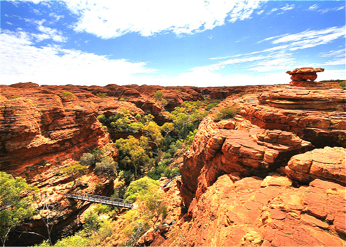 Jour 07:  18 oct. Alice Springs – Kings Canyon                     