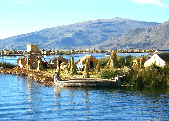 JOUR 12:  TITICACA / 'UROS' / ÎLE D’AMANTANI 