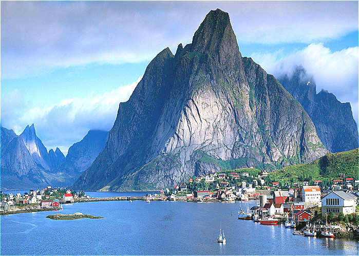 Jour 11 - Lofoten – Bodo - Trondheim ( en avion)